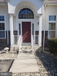 5801 Schindler Dr S, Monmouth Junction, NJ, 08852