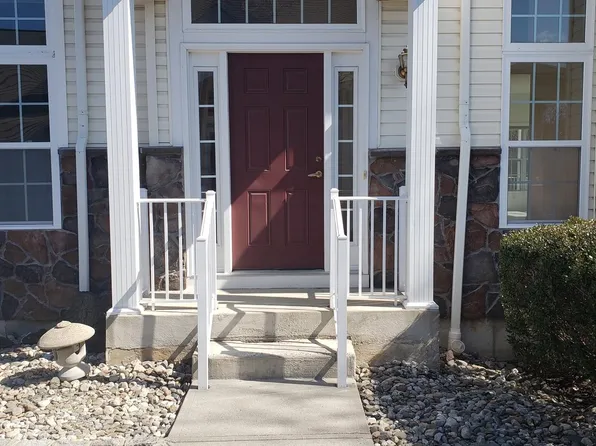 5801 Schindler Dr S, Monmouth Junction, NJ 08852