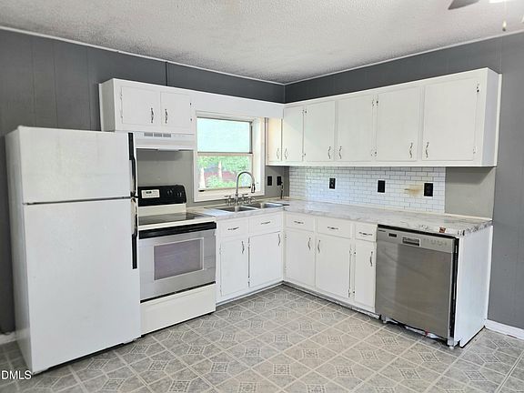 5th image of 2820 Oxford Rd