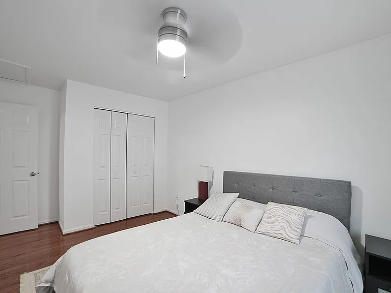 18420 Shady View Ln — Photo 29