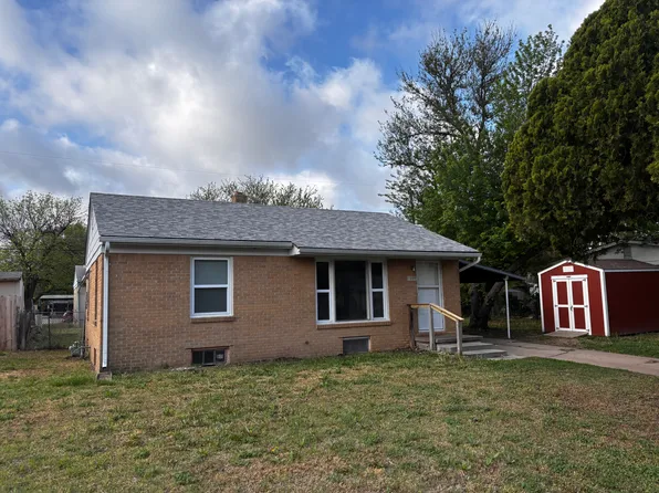 1307 W Alcott St, Wichita, KS 67204