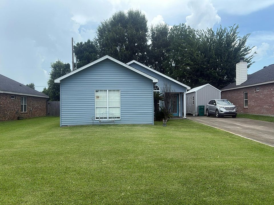 1st image of 108 Cassy Dr