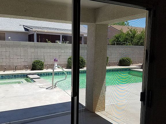 5th image of 2156 Ridgeview Rd