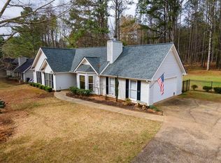 90 Jeb Stuart Dr, Newnan, GA 30265