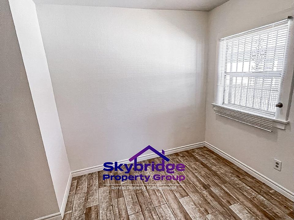 1st image of 1428 W 59th St #1/2