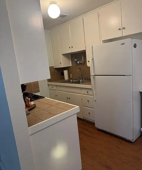1212 Taulbee Ln #B — Photo 3