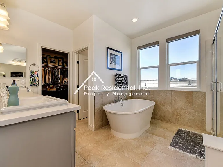 12753 Glass Beach Dr — Photo 52
