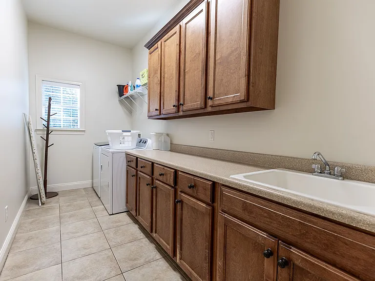 7316 Northbrook Cir — Photo 25