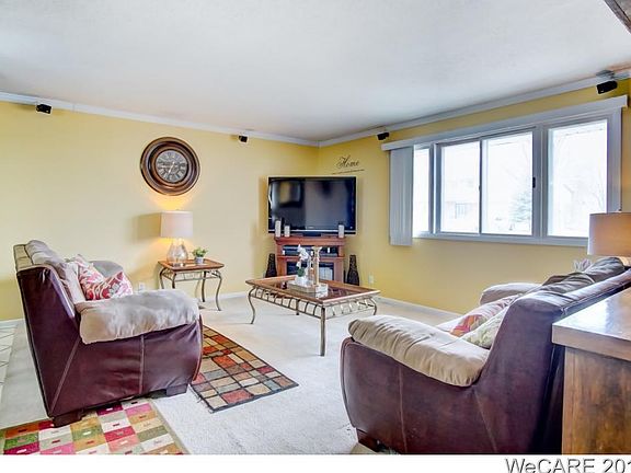 4th image of 2901 Canterbury Dr