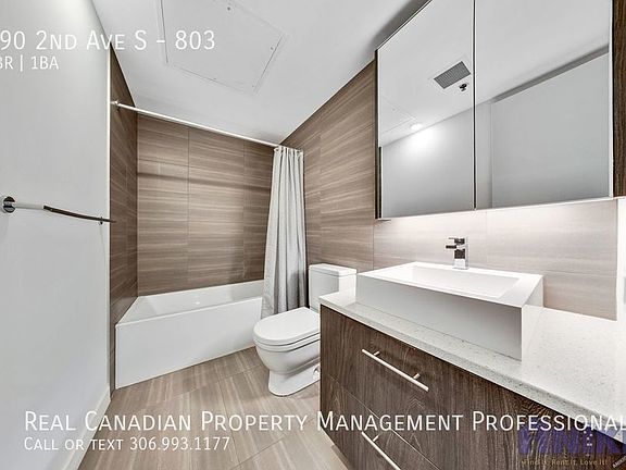 4th image of 490 2nd Ave S Unit 803