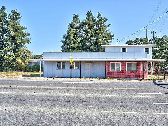 2nd image of 7155 Gravenstein Hwy