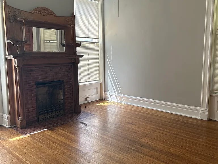 1510 S 3rd St #4 — Photo 5