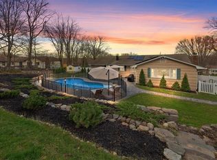 209 Waters Edge, Valley Cottage, NY 10989