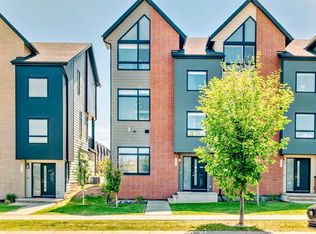 2941 N 136th Ave NW, Calgary, AB T3P1K3