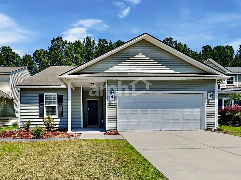 266 Decatur Dr — Photo 1