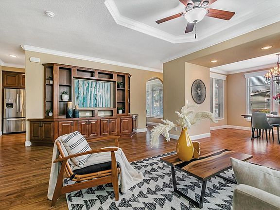 5th image of 302 Mill Pond Dr #302