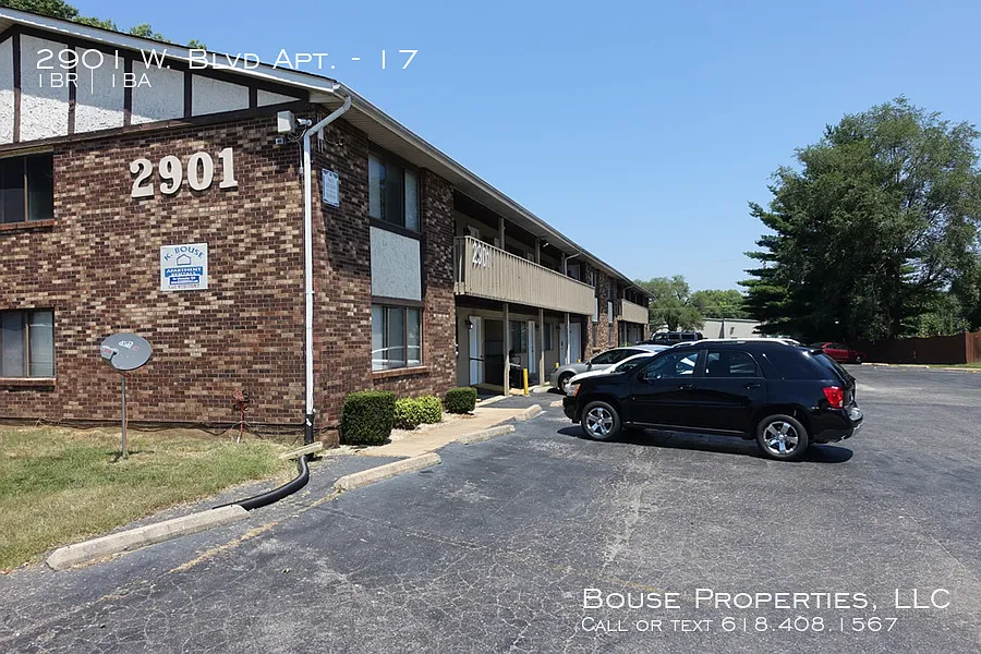 Bouse Apartment Homes — Photo 1