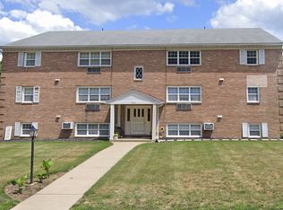 7080 Starcliff Ave NW, North Canton, OH 44720