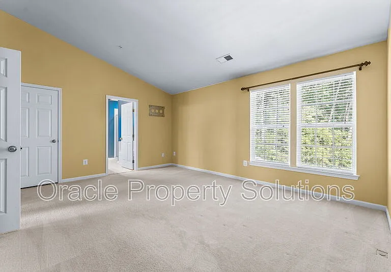 7550 Maidenhead Dr — Photo 27
