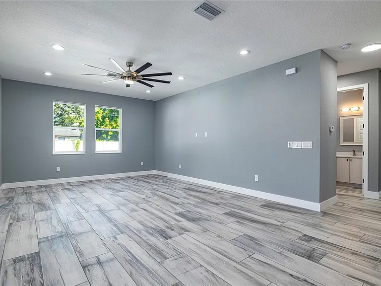 4205 W Arch St — Photo 8