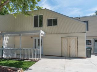 110171 Friendship Ln, Chaska, MN 55318