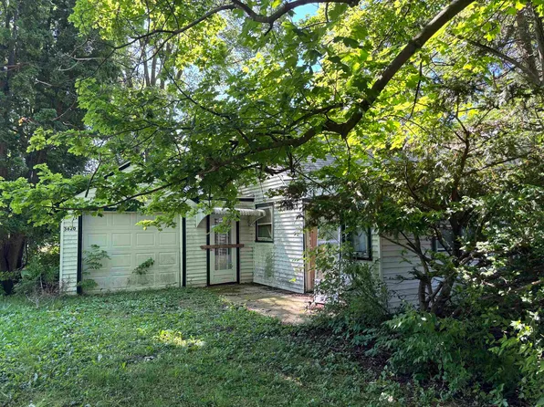 3620 Prairie Rd, Rockford, IL 61102