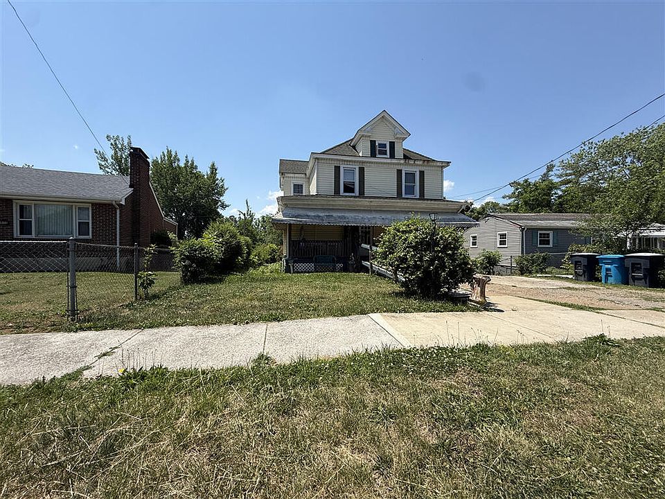 1st image of 1606 Rugby Blvd NW