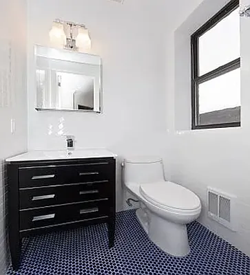 Rented by Avenues Real Estate | media 4