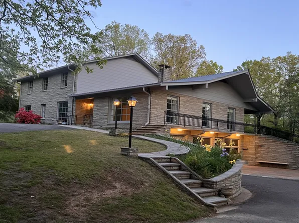 208 Hillview Hts, Waverly, TN 37185