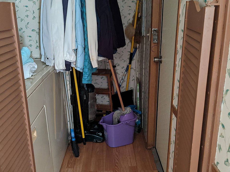 1st image of 4900 SE 102nd Pl #22