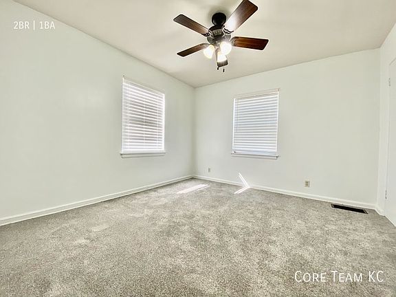 4th image of 4128 Roanoke Pkwy #1040-2