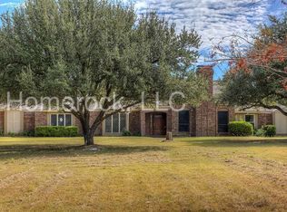 1734 S Houston School Rd, Lancaster, TX 75146