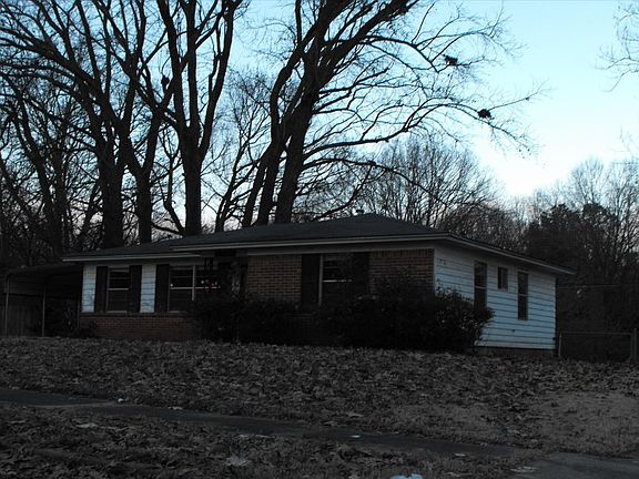 3rd image of 3251 McKell Dr