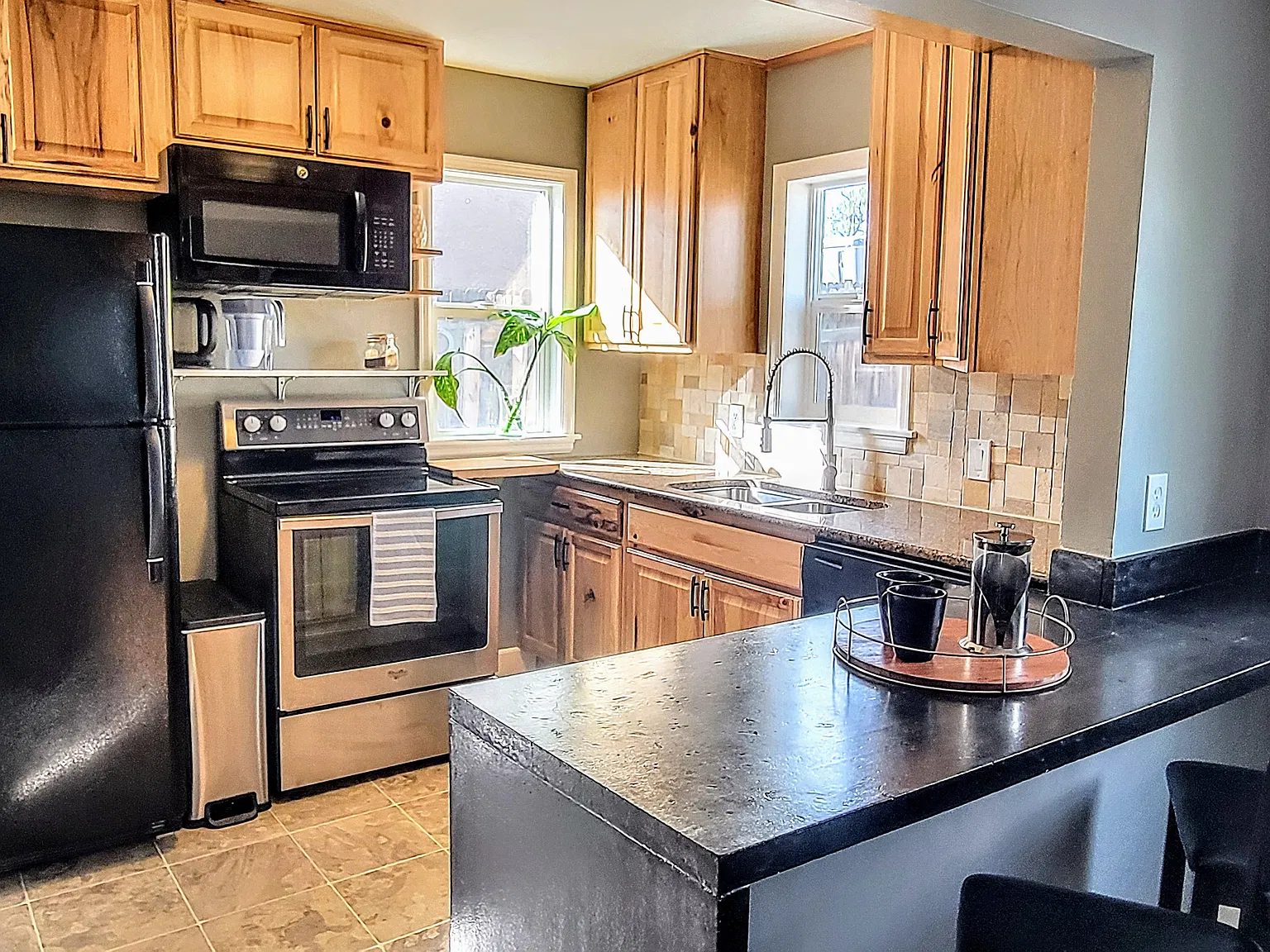 1727 W Bijou St — Photo 2