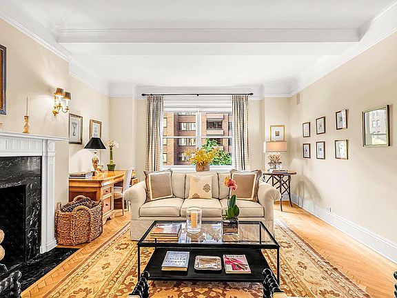 3rd image of 14 E 90th St #4E