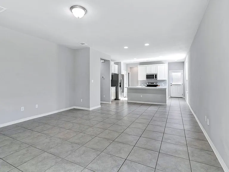 216 Syrah Ct — Photo 4