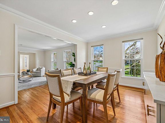 5th image of 15012 Redgate Dr