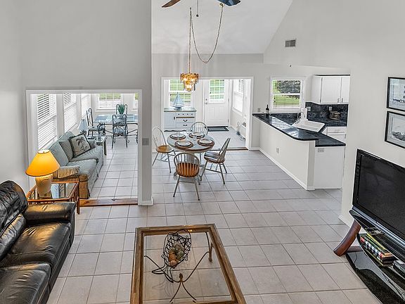5th image of 4540 Spyglass Dr.