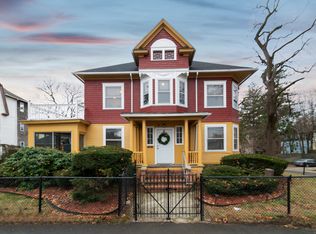 58 Rose St, Waterbury, CT 06704