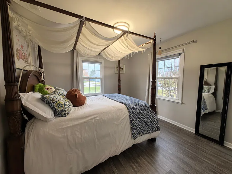 101 York Dr — Photo 24