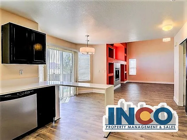 15576 Olmsted Pl — Photo 6