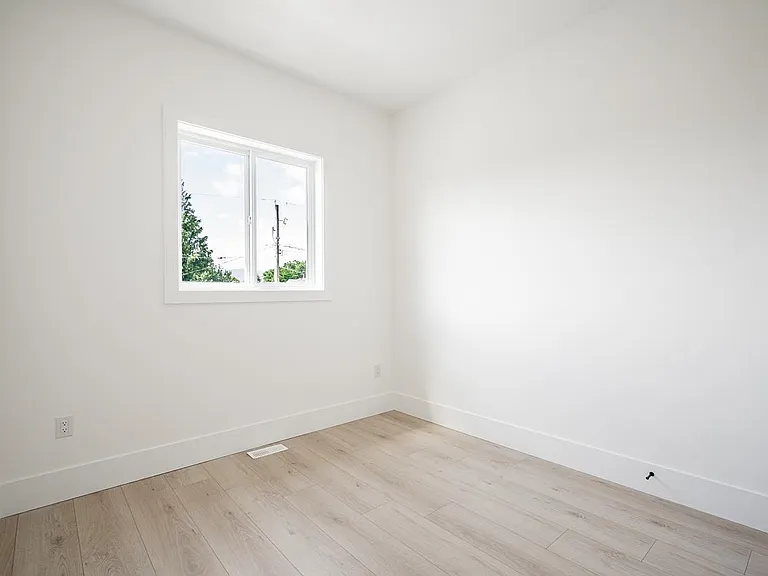 45945 Lewis Ave #UPPER B — Photo 19