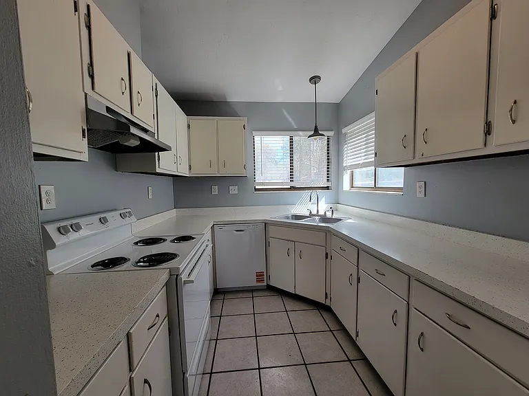 1784 Dax Ct — Photo 9