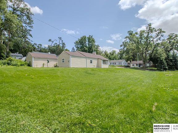 5th image of 6620 Seward St