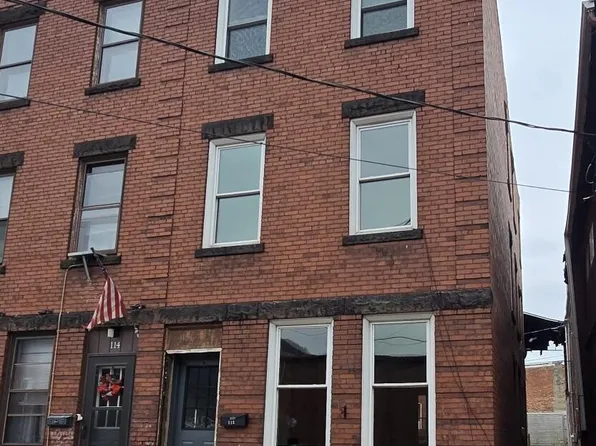 112 5th St, Renovo, PA 17764