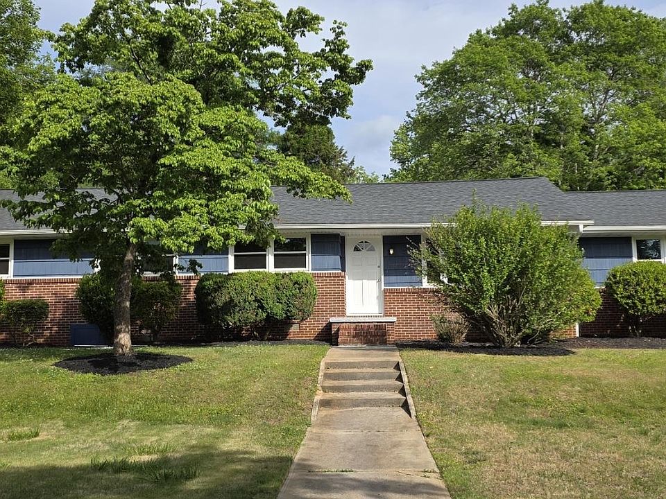 1st image of 191 Pershing St