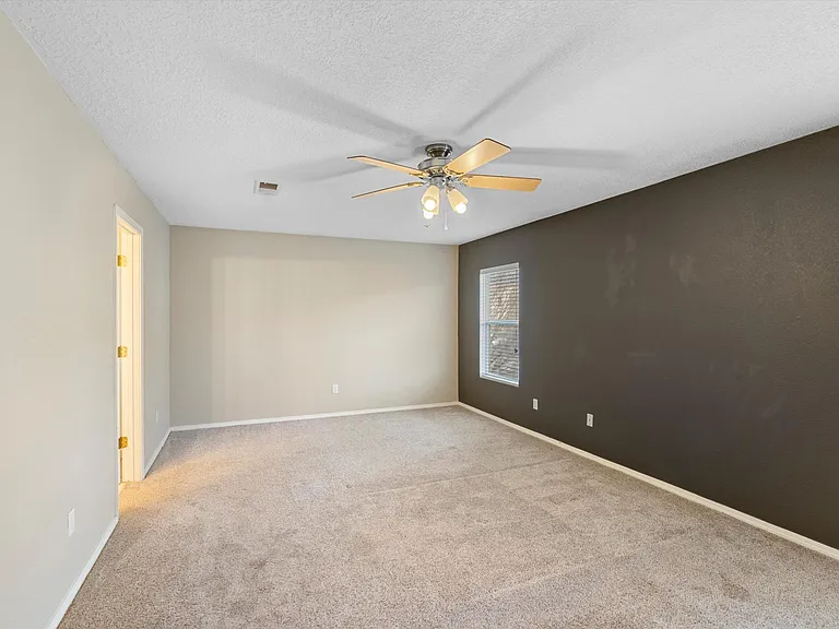 12428 Rainier Way NE — Photo 21
