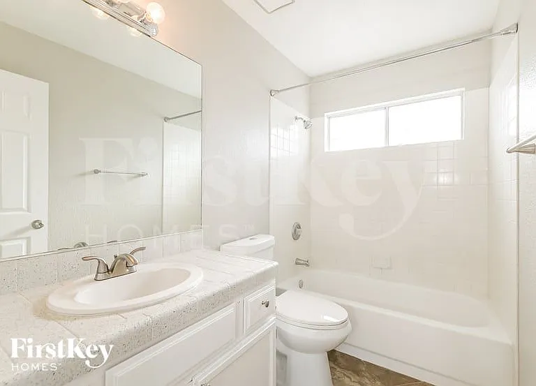 1711 Toltec Cir — Photo 13