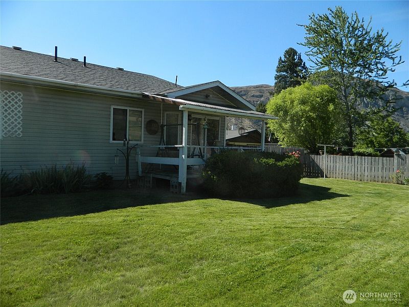 5th image of 16 Orchard Loop S
