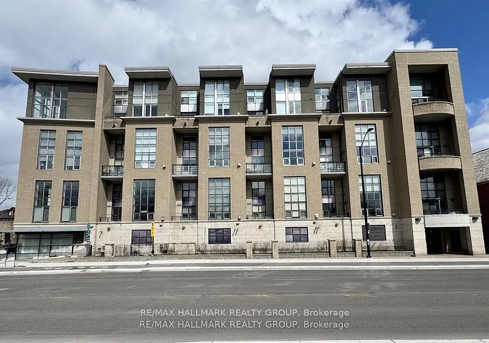 29 Main St #203